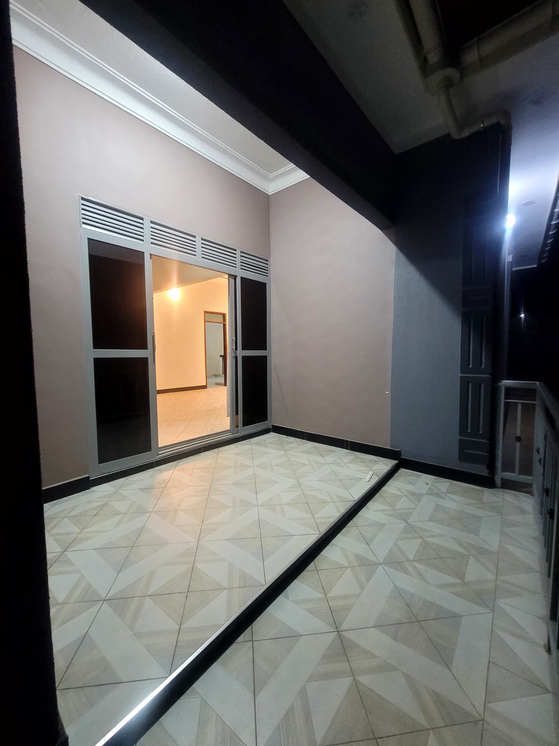 New house kitende entebbe rd
