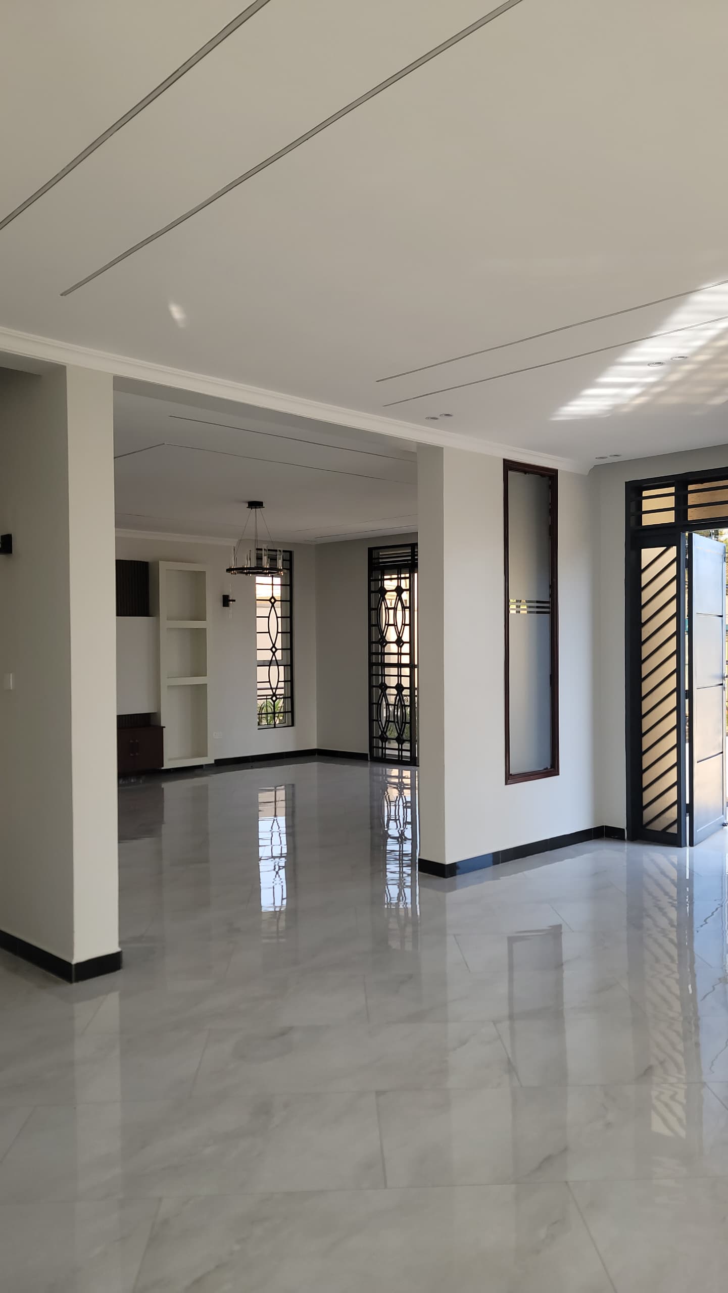 Flat house for sale in bwebaja entebbe rd