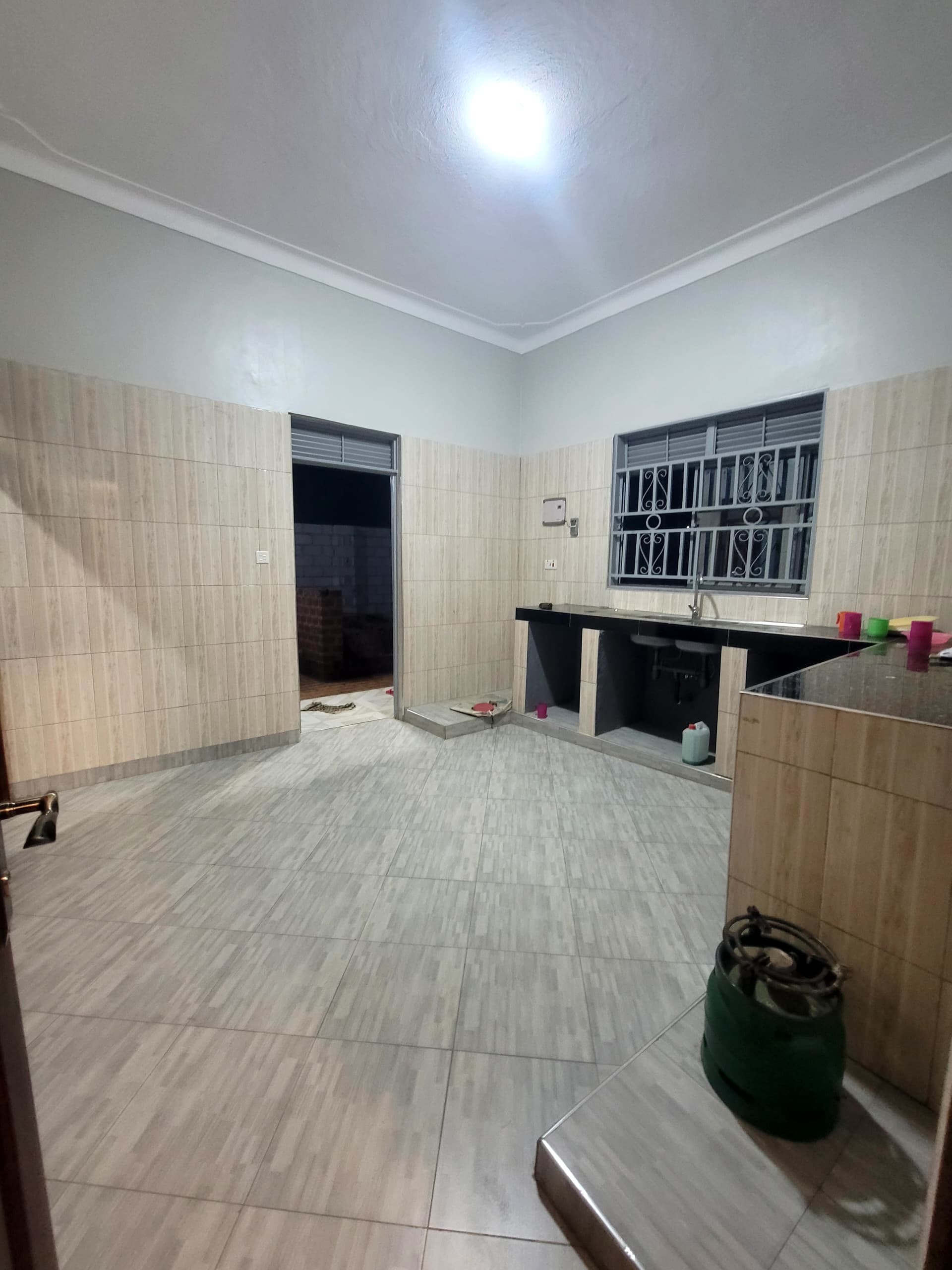 New house kitende entebbe rd