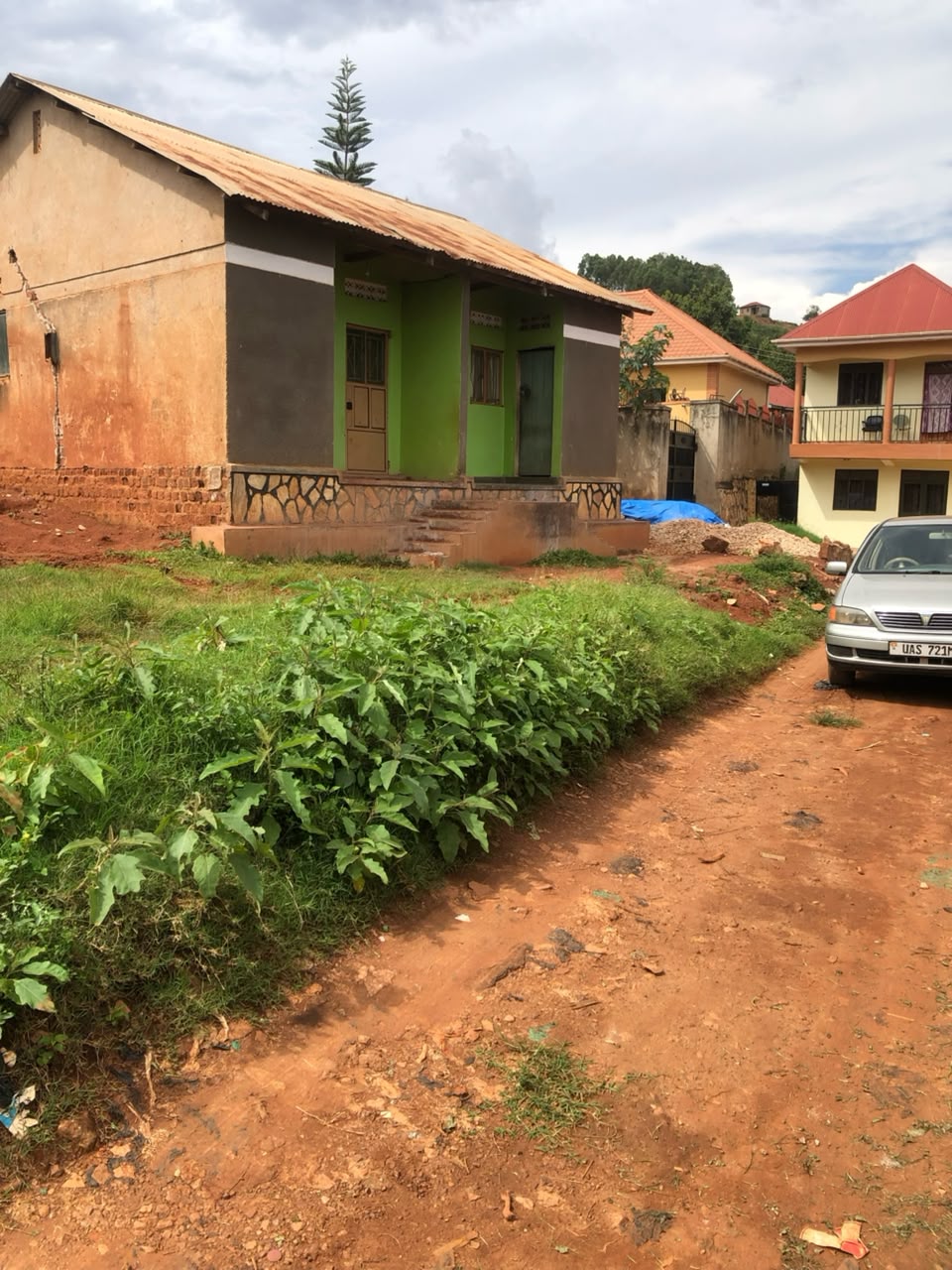 plot for sale Zana Bunamwaya entebbe rd
