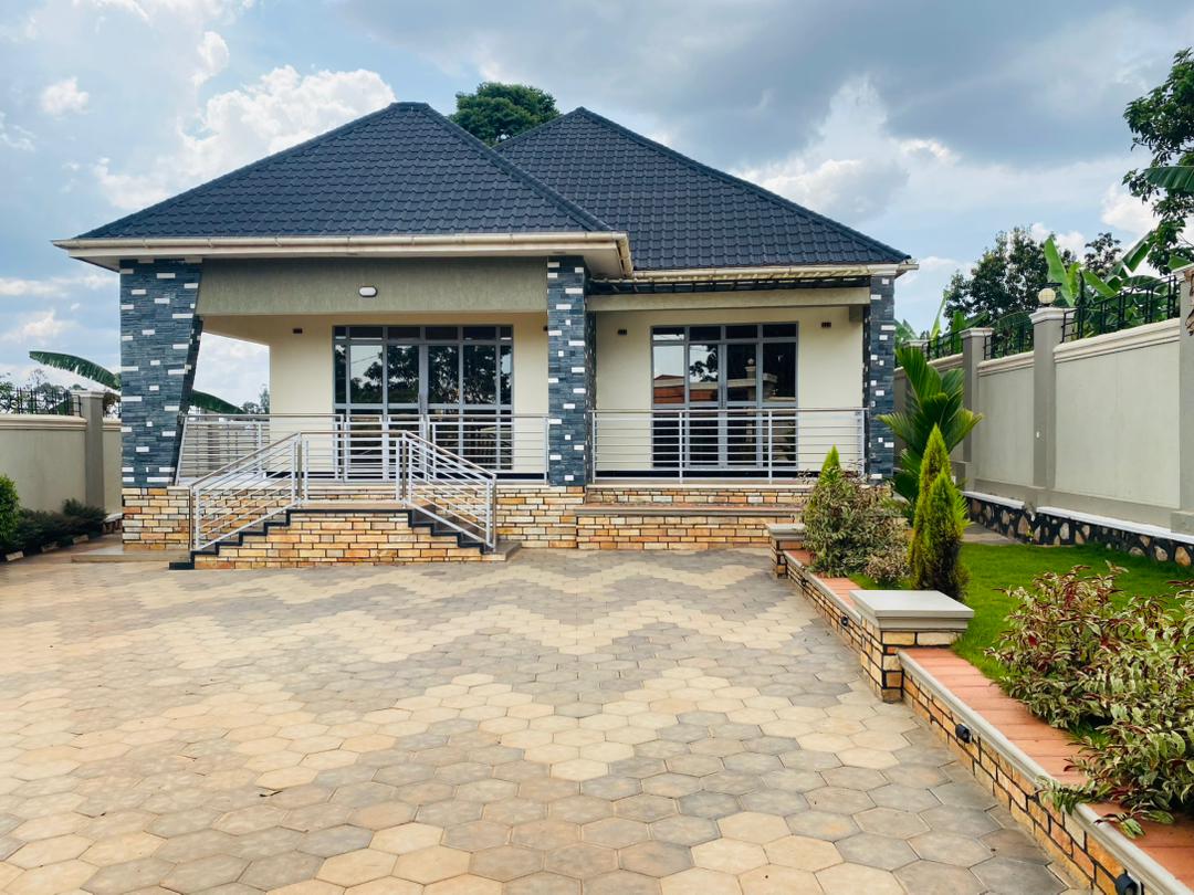 house for sale kitende Lumuli 400m