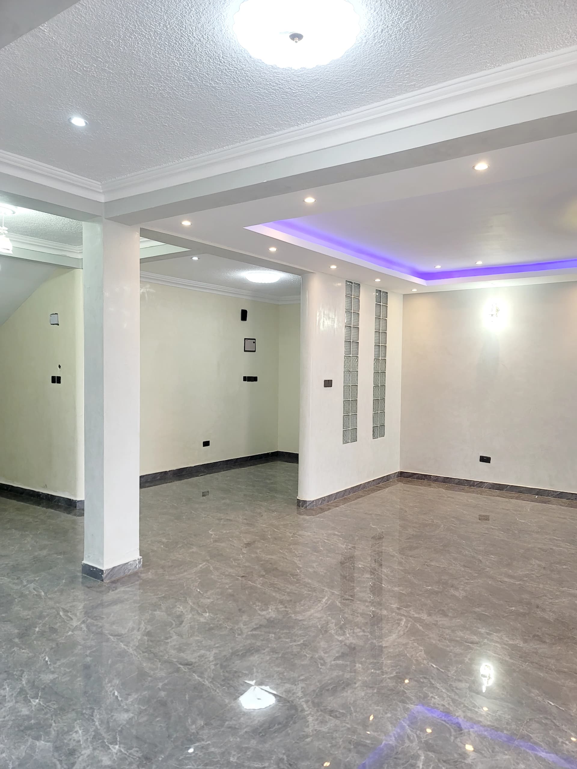 Home 4sale at Kiggo Munyonyo xpresshighway