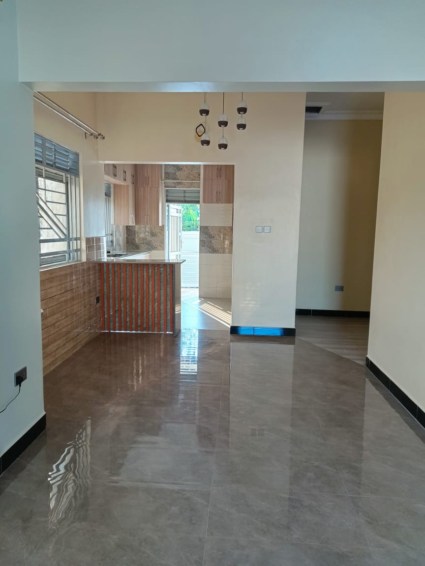 Brand new house kitende lumuli