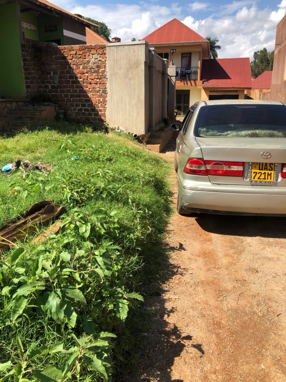 plot for sale Zana Bunamwaya entebbe rd
