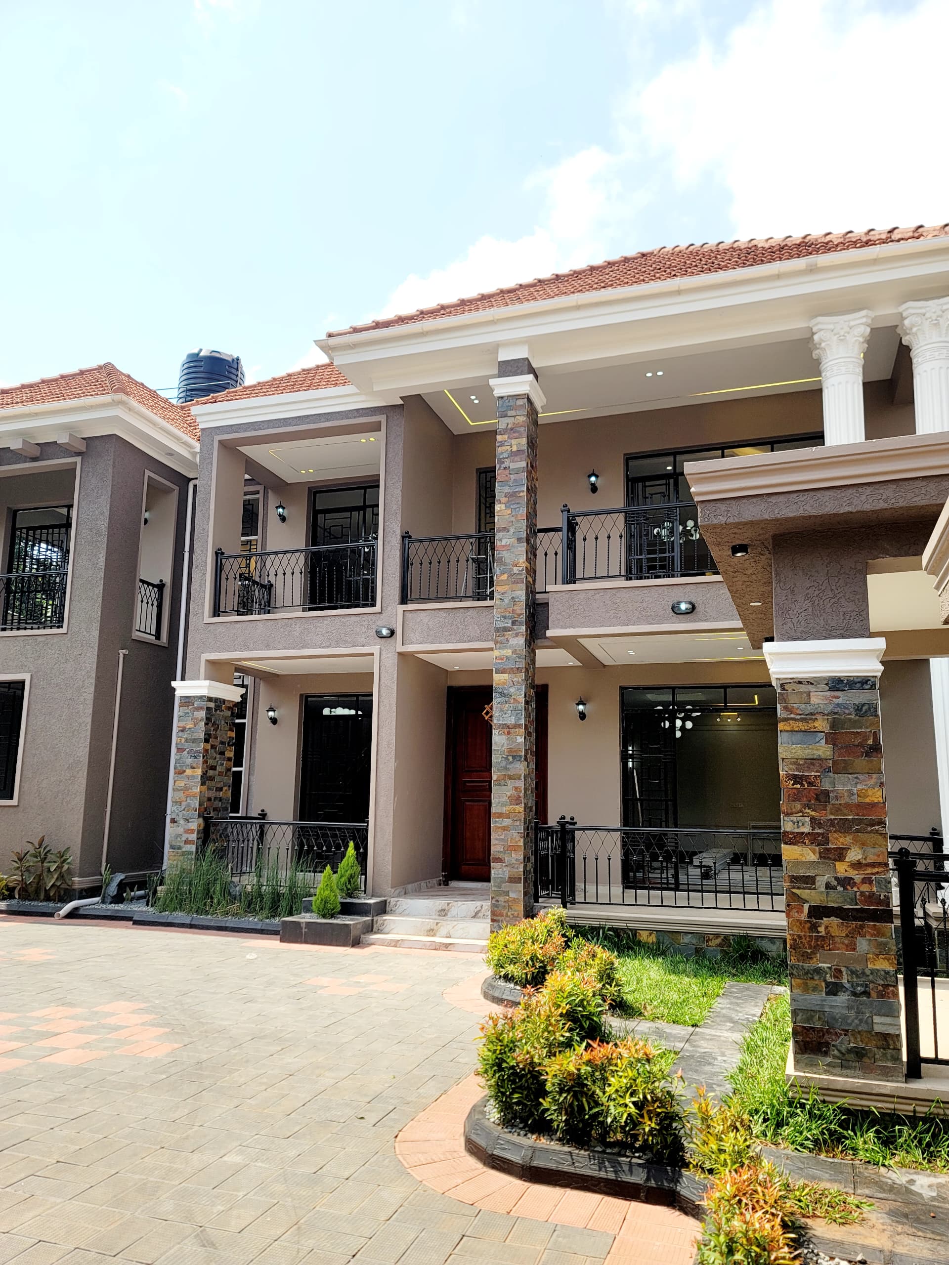 Classy home 4sale at Bwebajja entebbe road