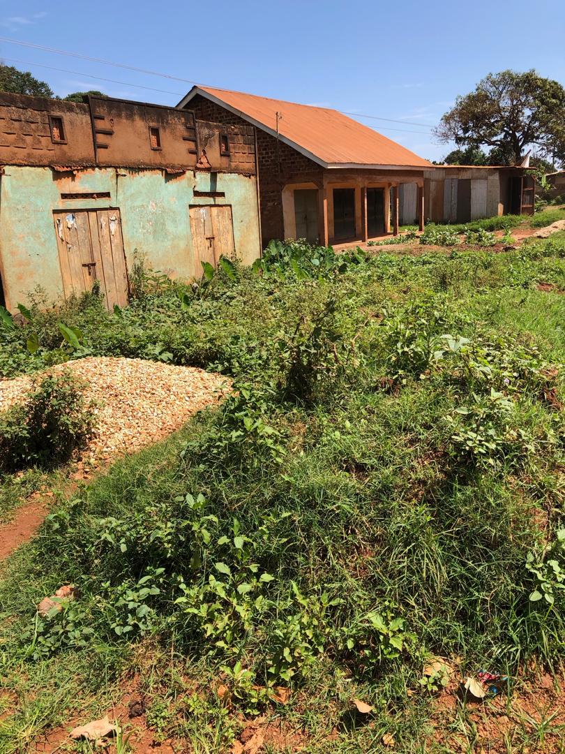 Commercial plot along Kasenyi rd off entebbe rd