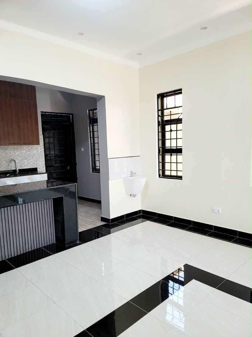 house for sale Kitende sekiwunga 330m
