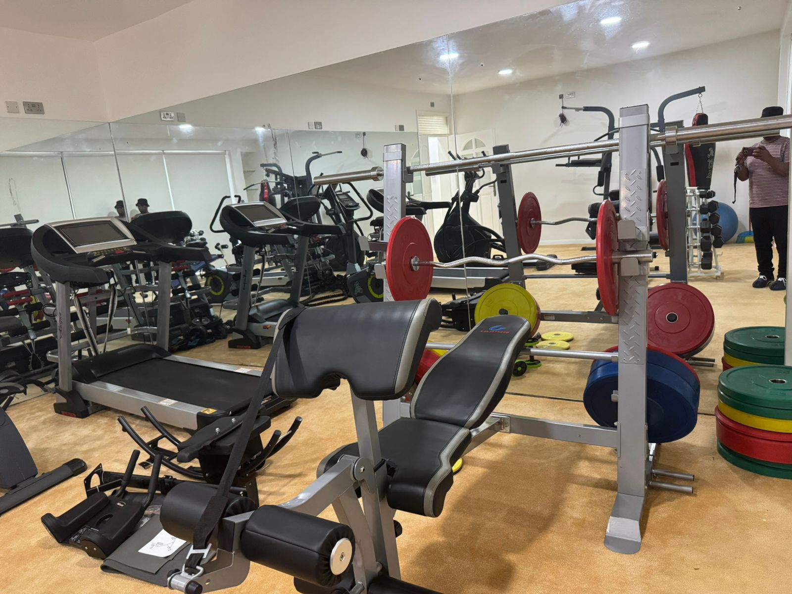 Luxurious 9bedroom fully furnished mansion