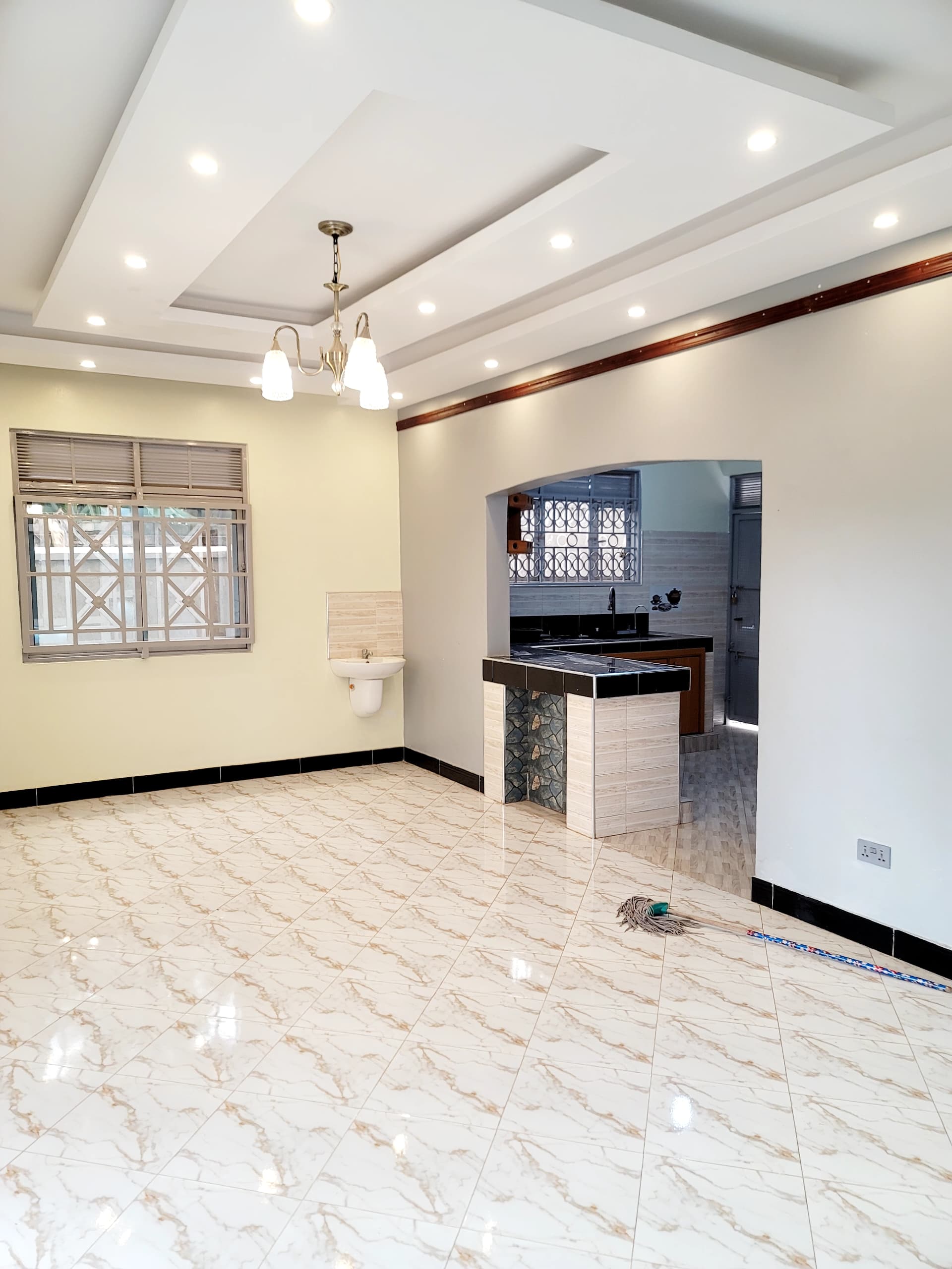 House sale bweya kajansi entebbe rd