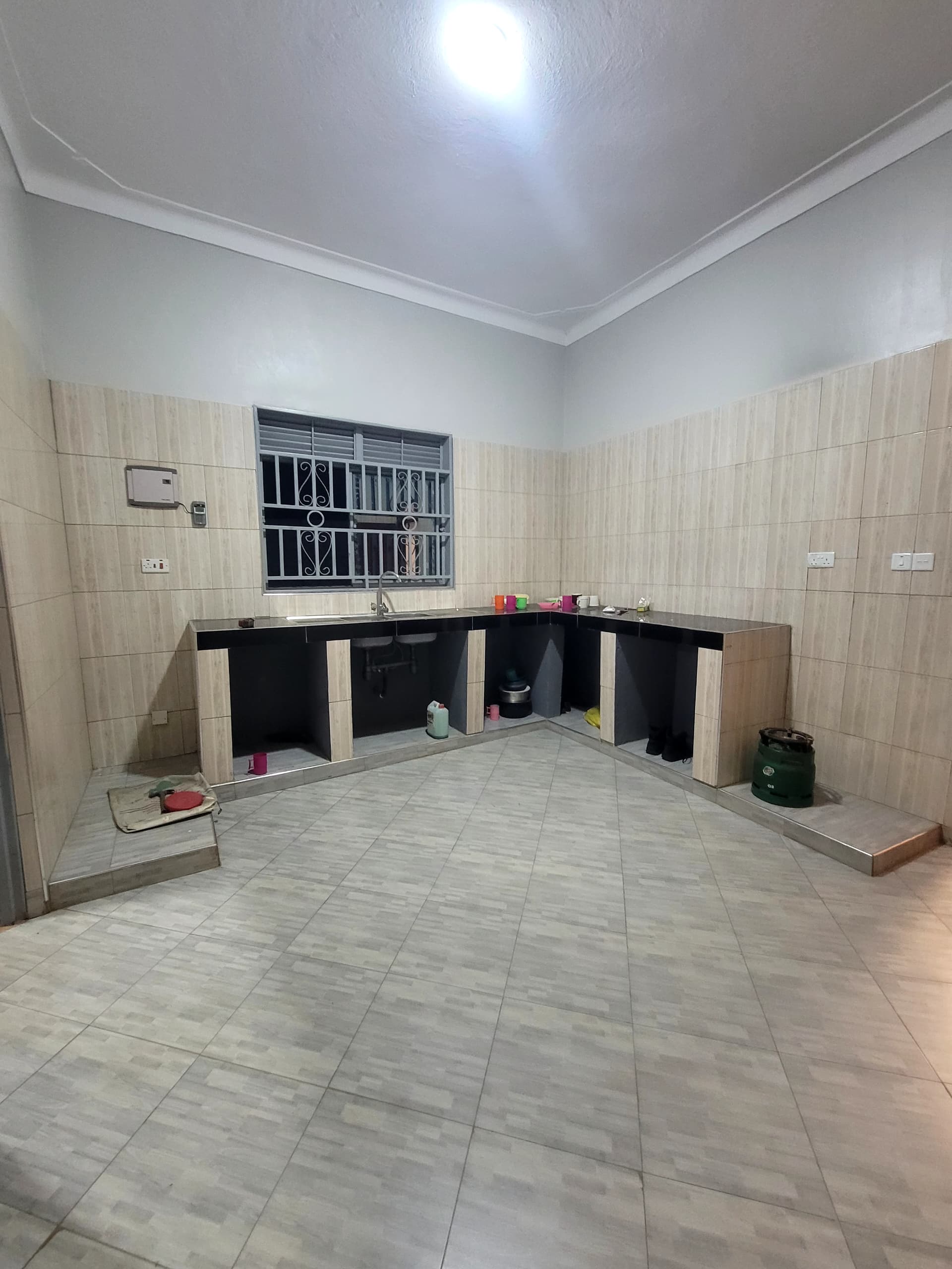 New house kitende entebbe rd