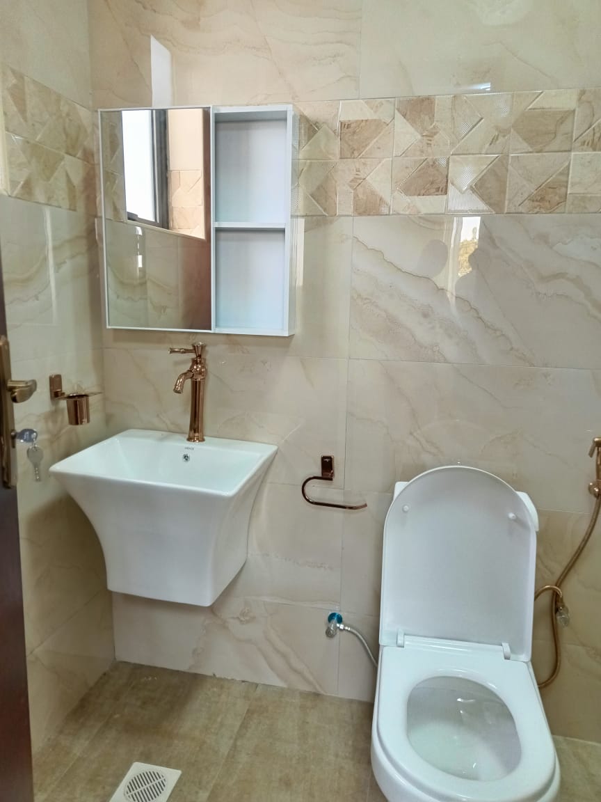 brand new house Namulanda entebbe rd with lake view