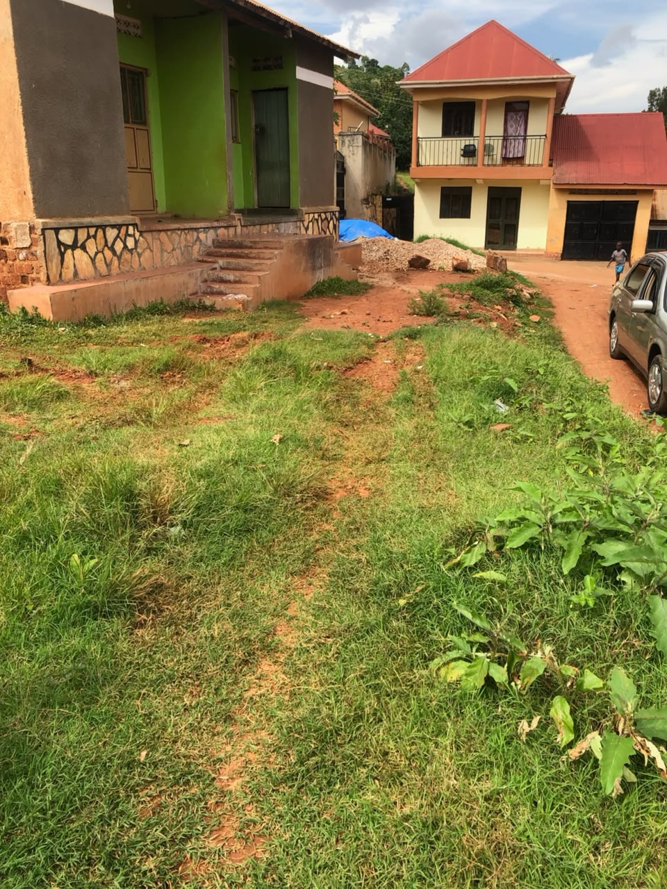 plot for sale Zana Bunamwaya entebbe rd