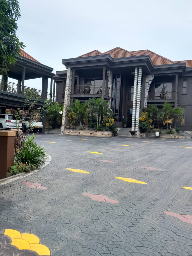house for sale Lubowa entebbe rd