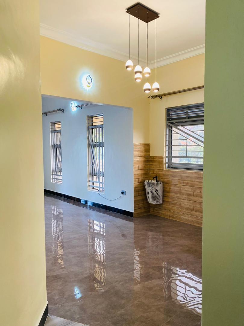 house for sale kitende Lumuli 400m