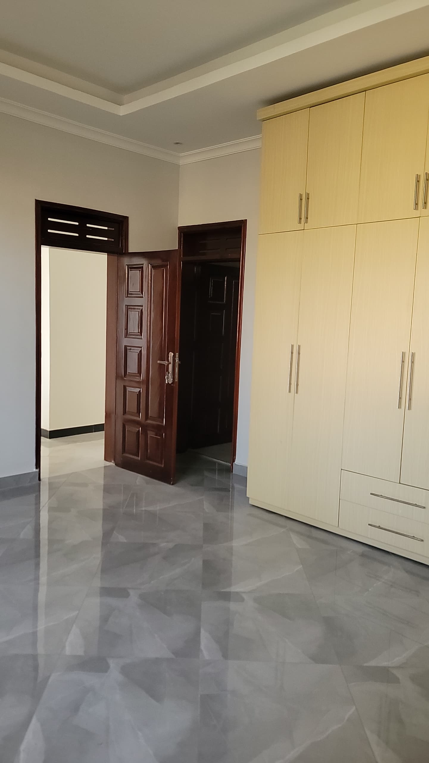 Flat house for sale in bwebaja entebbe rd