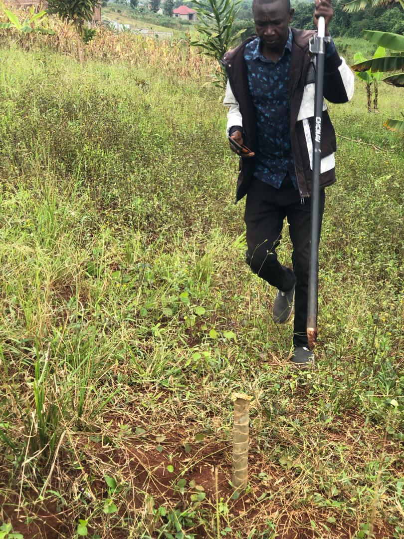 Nice plot in an estate Mende off hoima rd