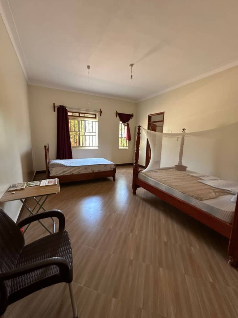 4acre house for sale in mukono