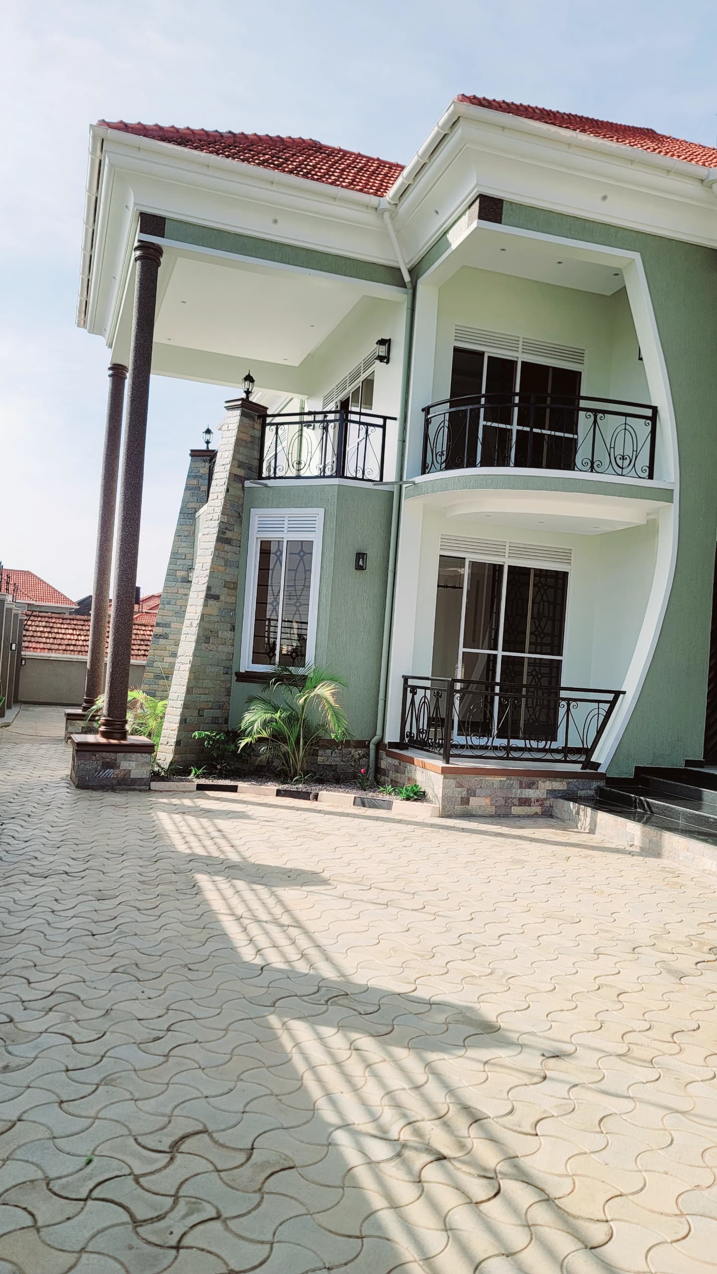 Flat house for sale in bwebaja entebbe rd
