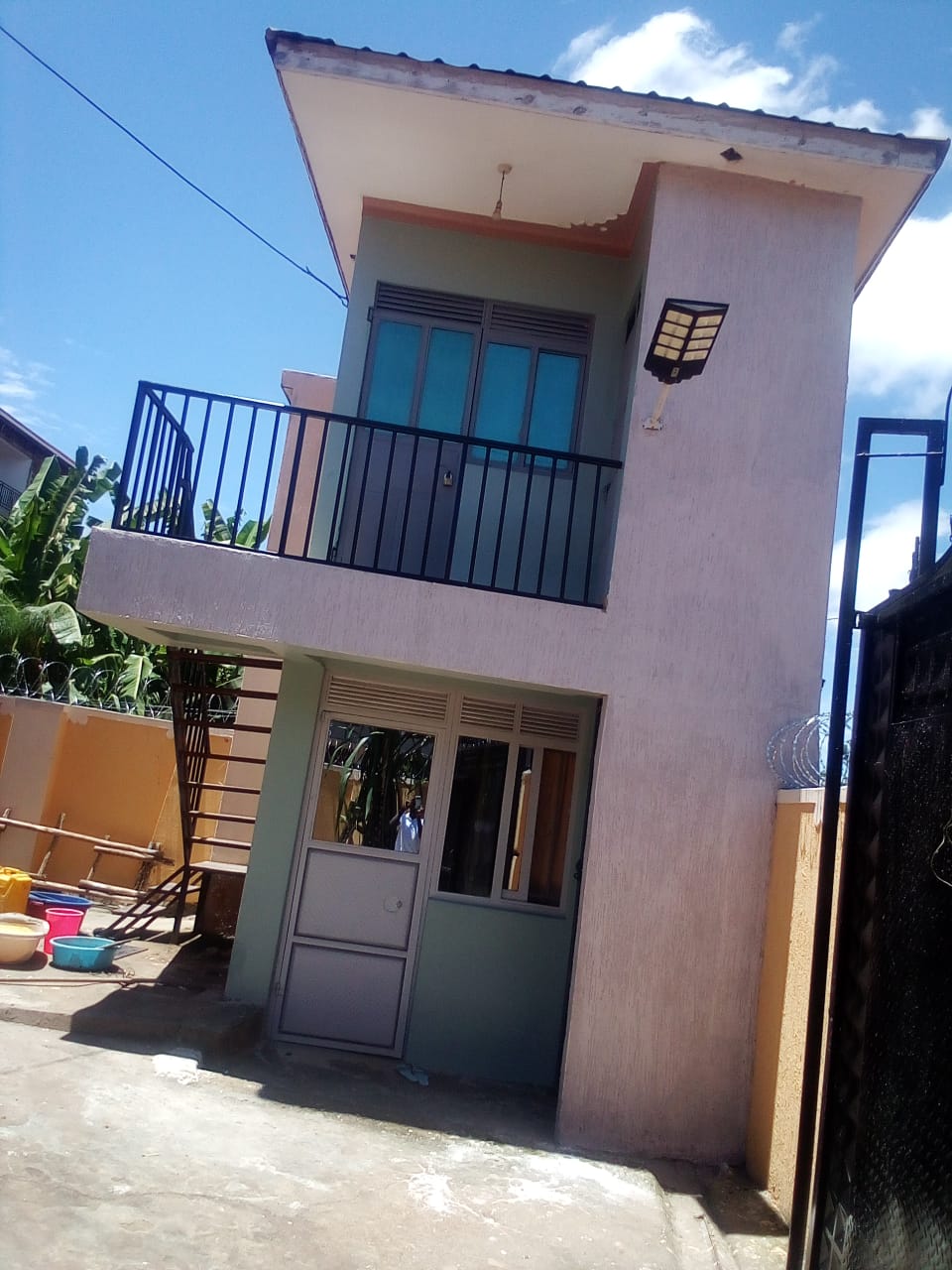 3bedrm house 4sale in Bweya Kitende 200m