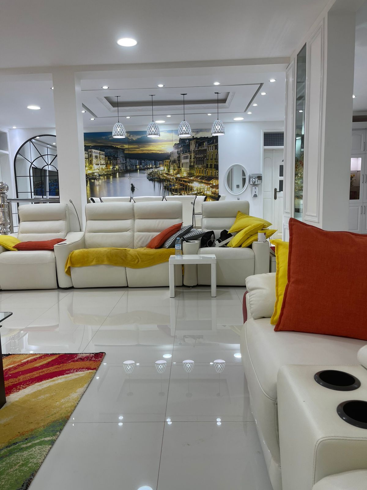 Luxurious 9bedroom fully furnished mansion