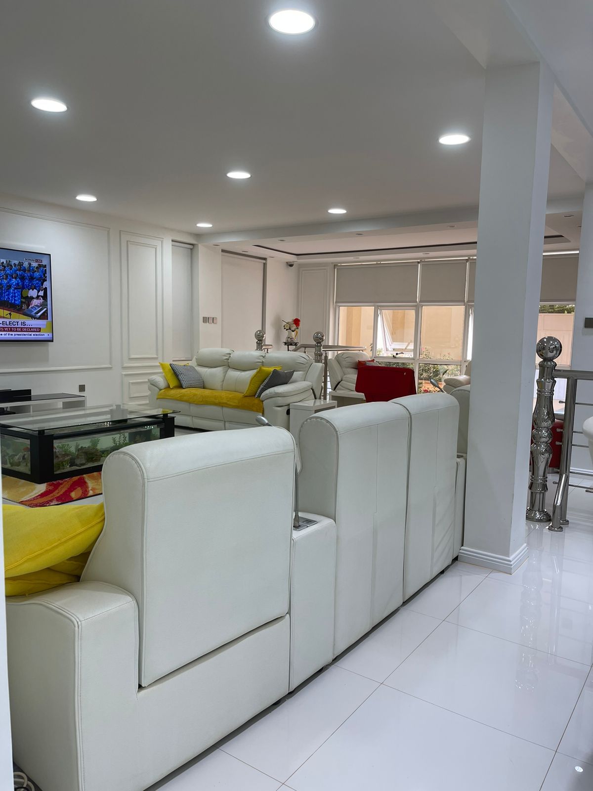 Luxurious 9bedroom fully furnished mansion
