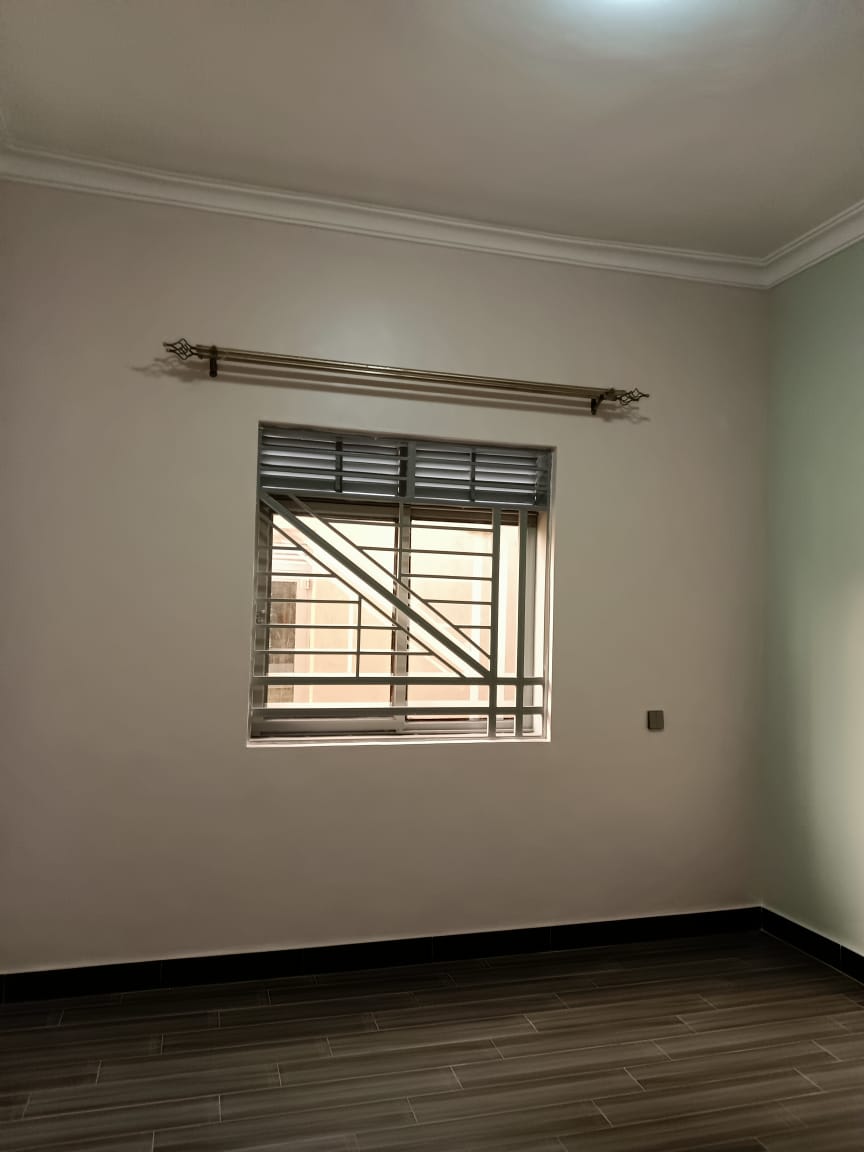 Brand new house kitende lumuli
