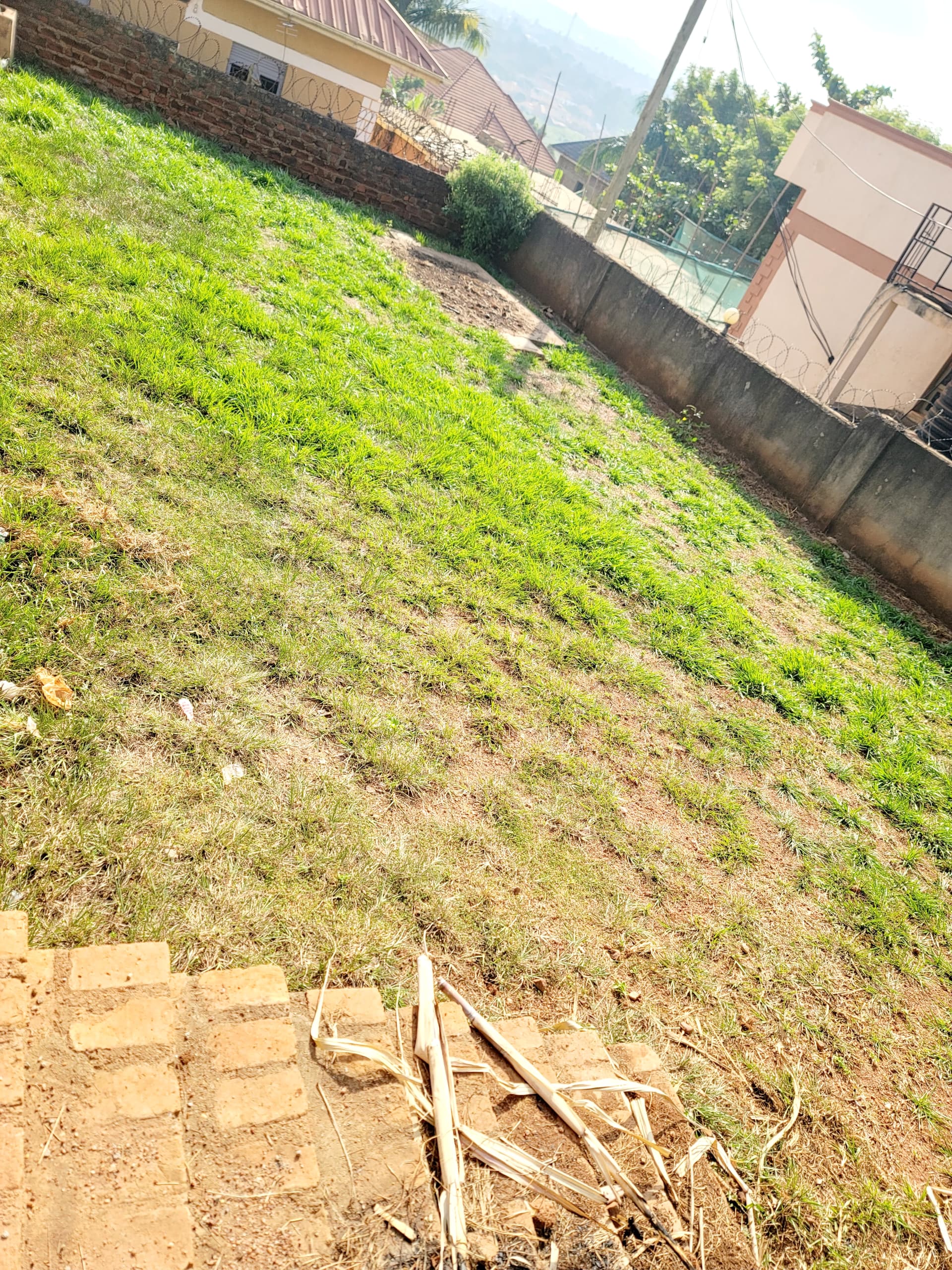 House for sale in Kawuku Bwerenga Jomayi estate