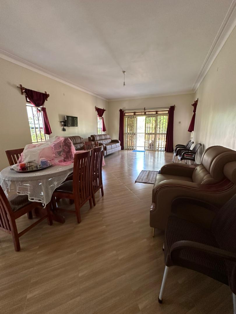 4acre house for sale in mukono