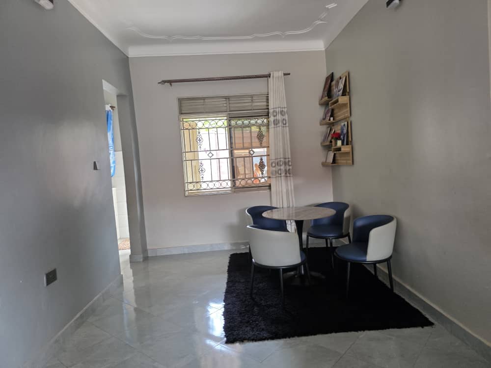 House 4sale Kitende entebbe road- 350m
