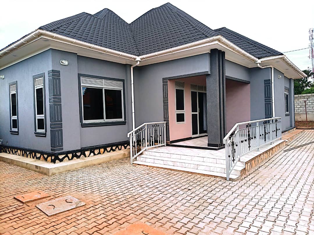 New house kitende entebbe rd