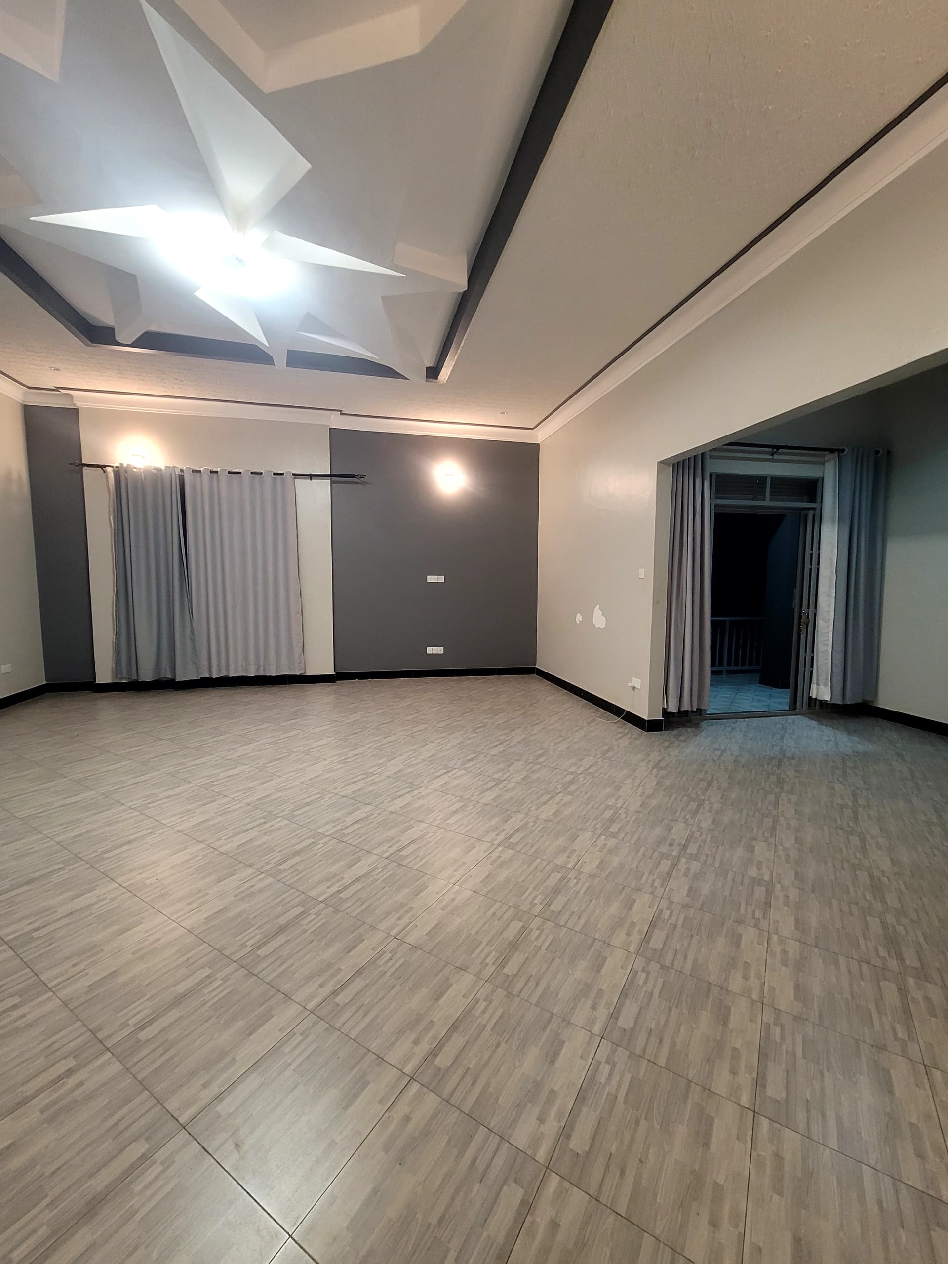 New house kitende entebbe rd