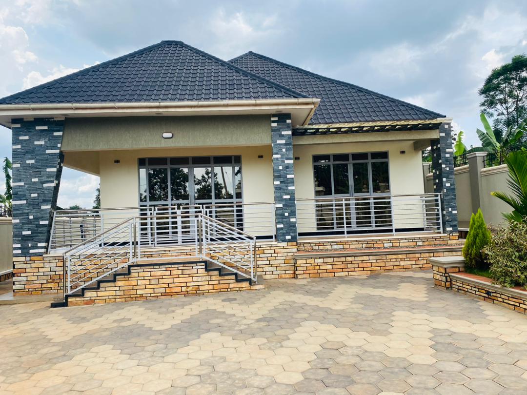 house for sale kitende Lumuli 400m
