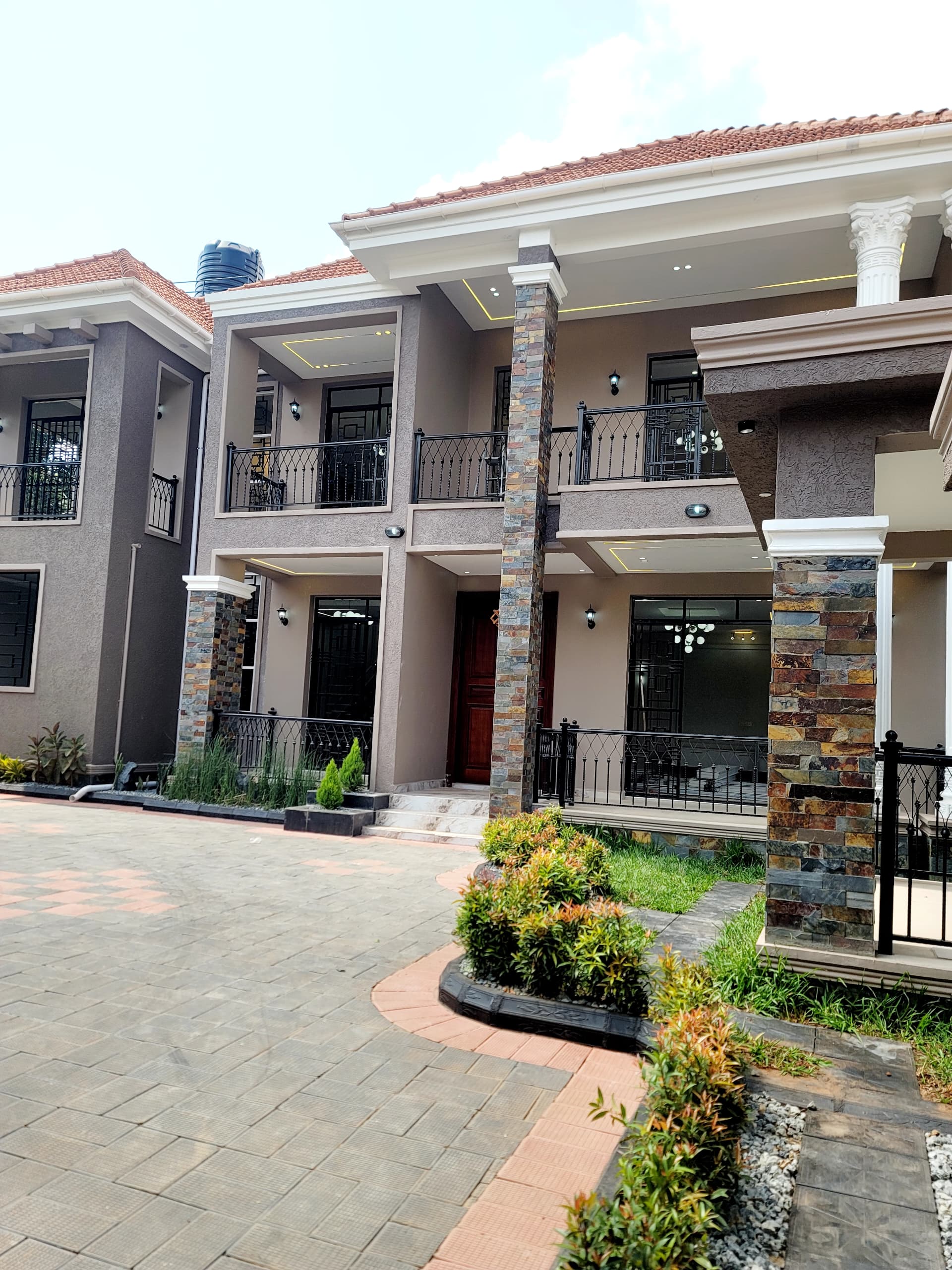 Classy home 4sale at Bwebajja entebbe road