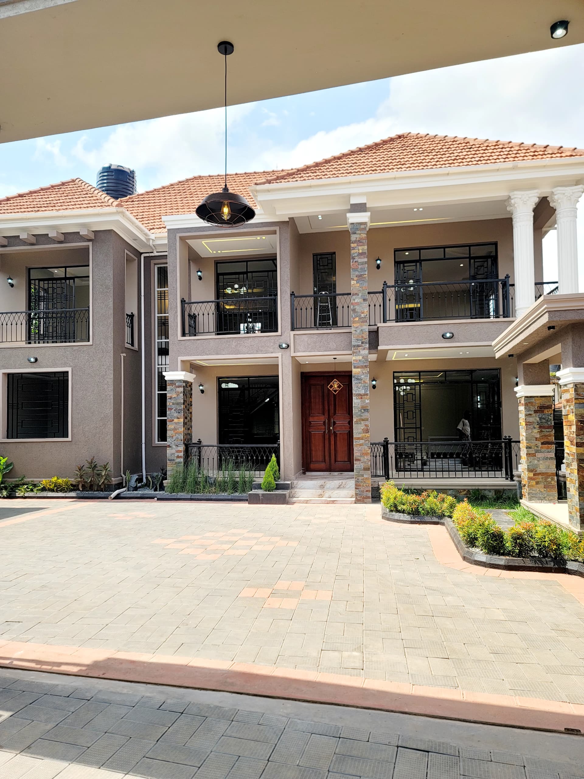 Classy home 4sale at Bwebajja entebbe road